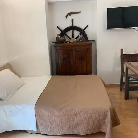 La Tana Dei Pirati Napoli