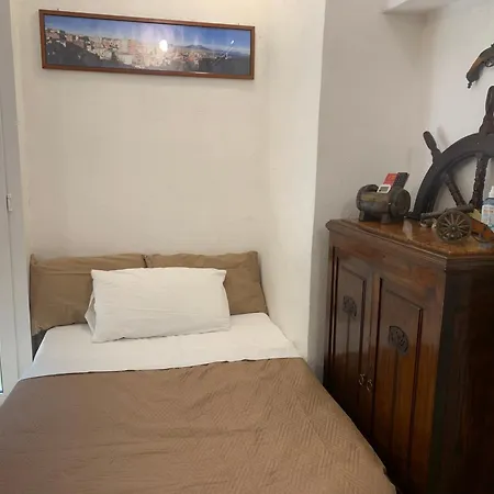 La Tana Dei Pirati Napoli