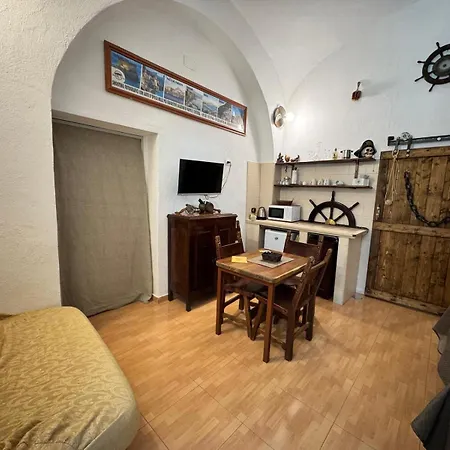 La Tana Dei Pirati *